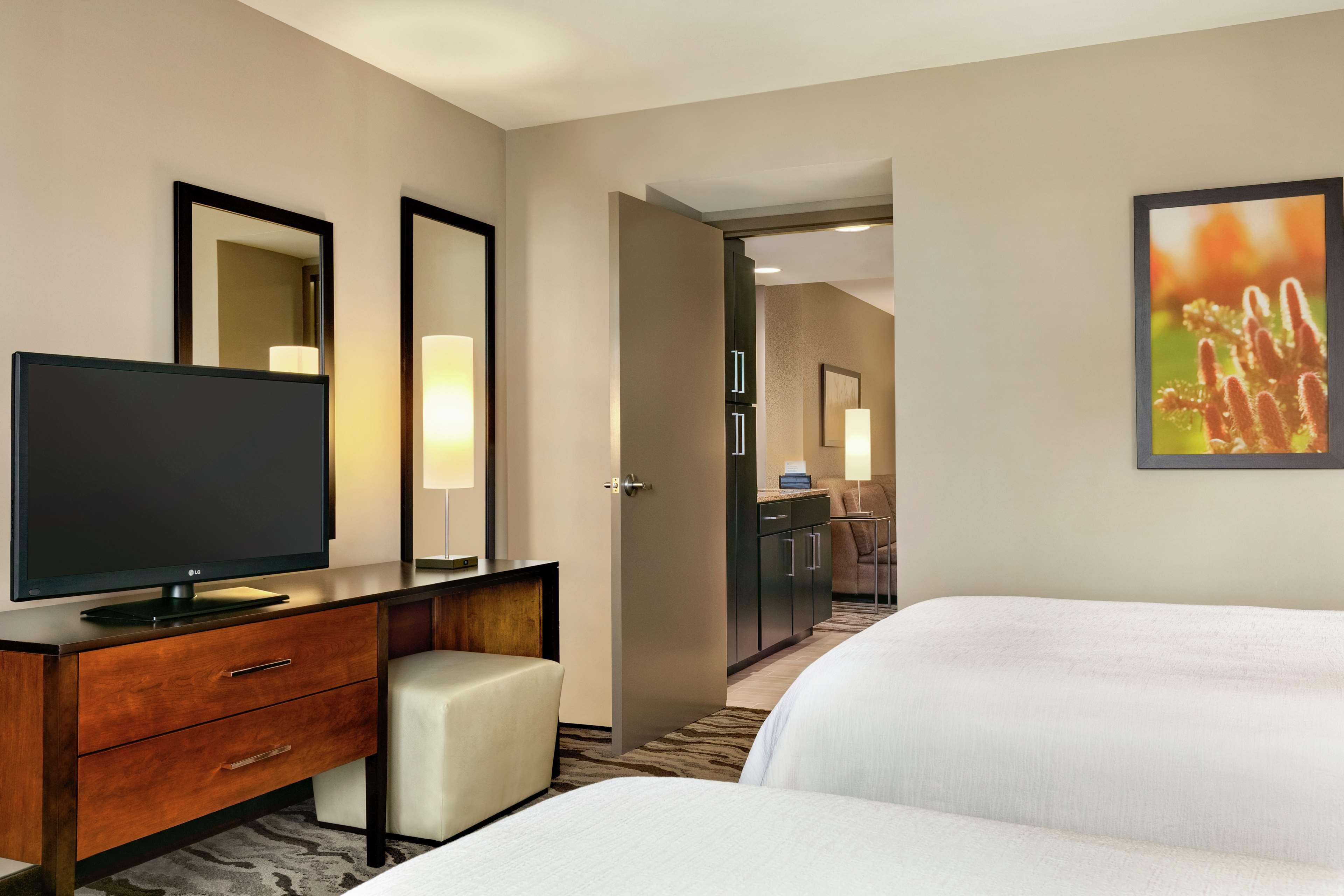 Embassy Suites Chattanooga Hamilton Place Екстериор снимка