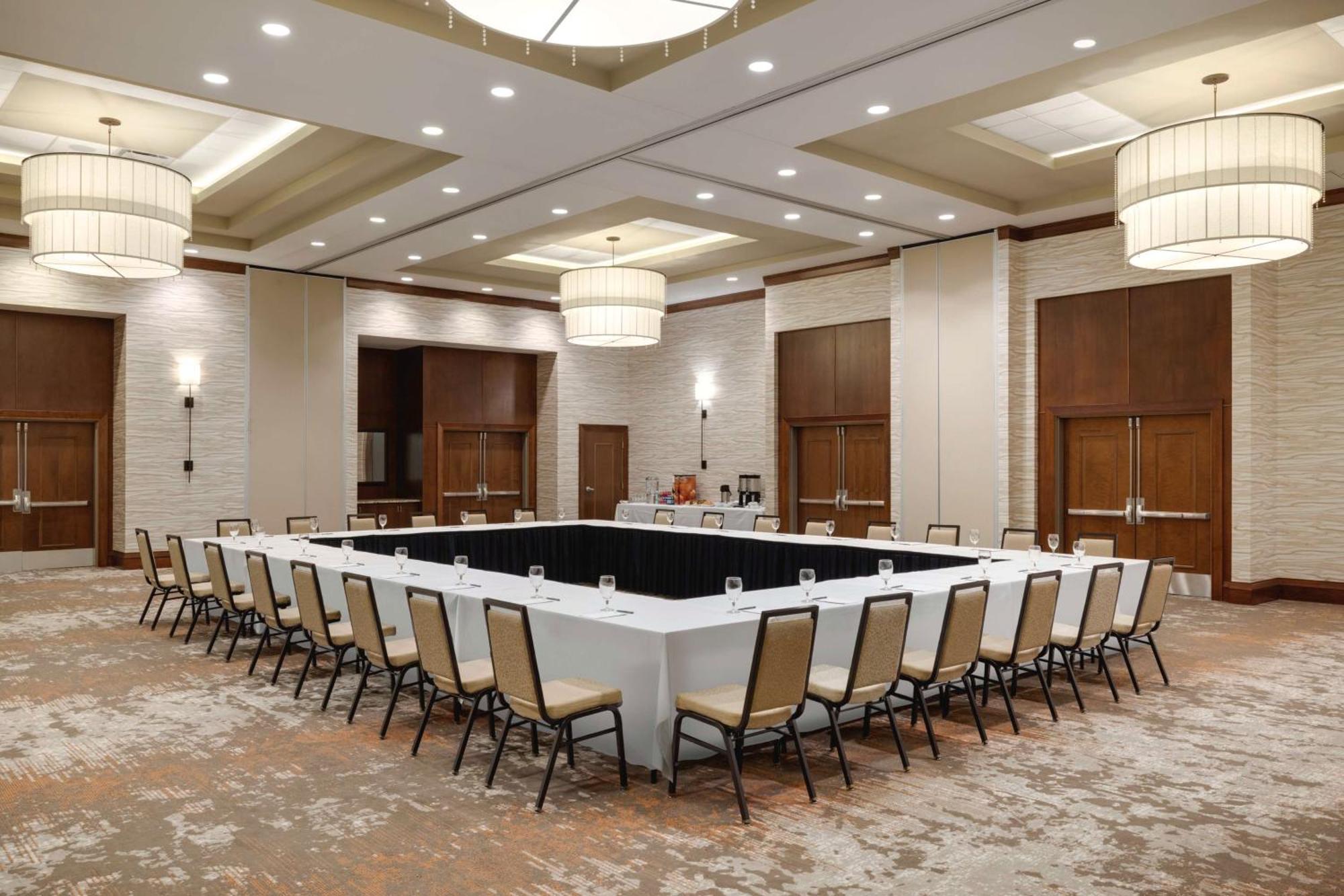 Embassy Suites Chattanooga Hamilton Place Екстериор снимка