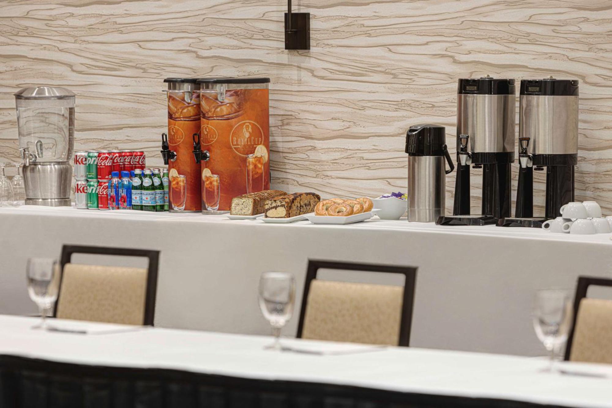Embassy Suites Chattanooga Hamilton Place Екстериор снимка