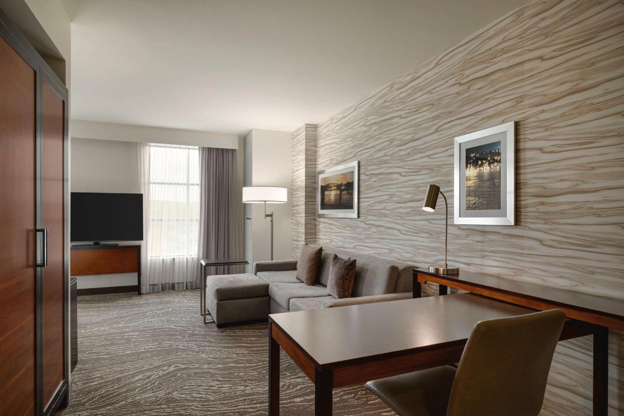Embassy Suites Chattanooga Hamilton Place Екстериор снимка