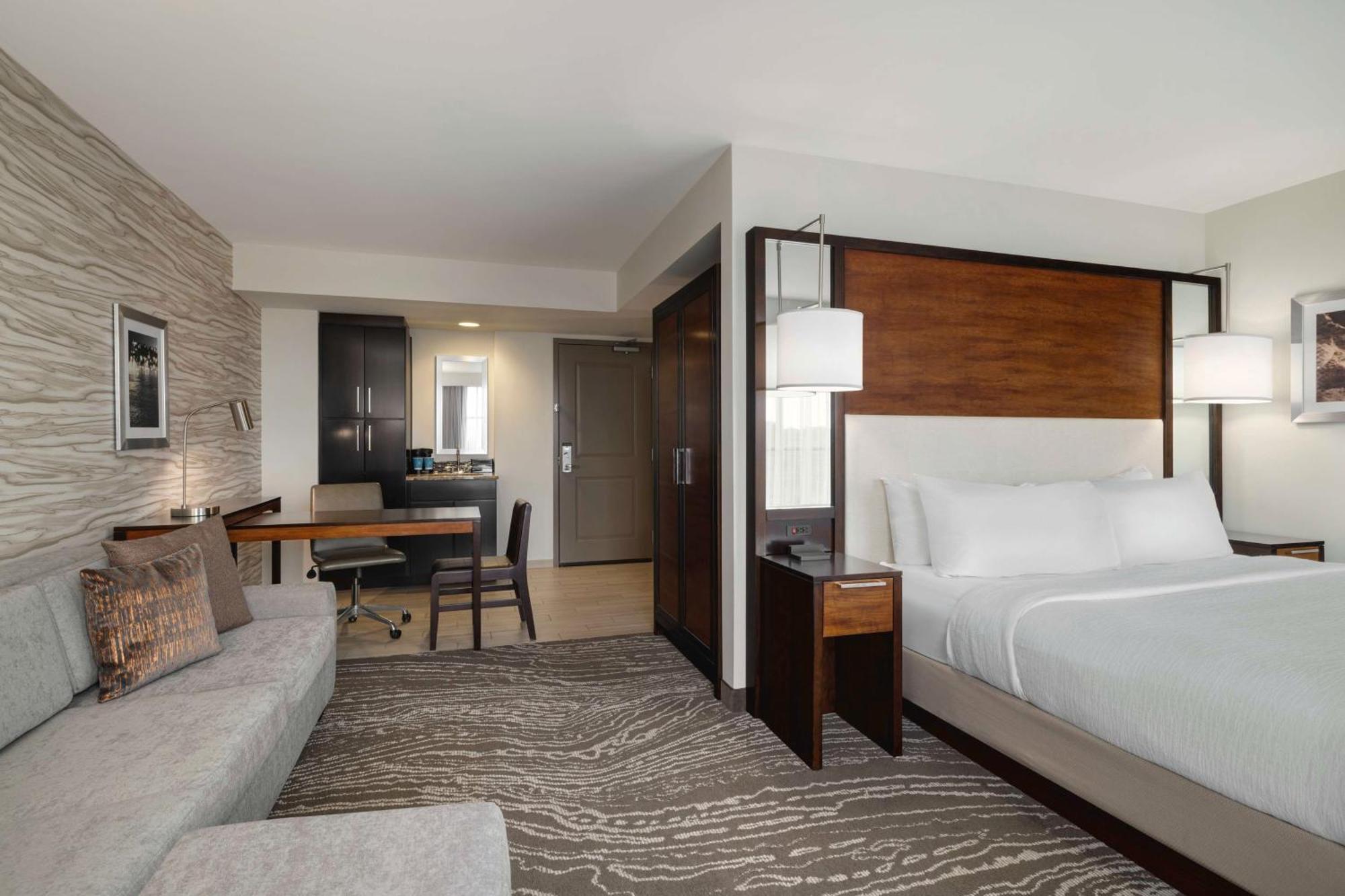 Embassy Suites Chattanooga Hamilton Place Екстериор снимка