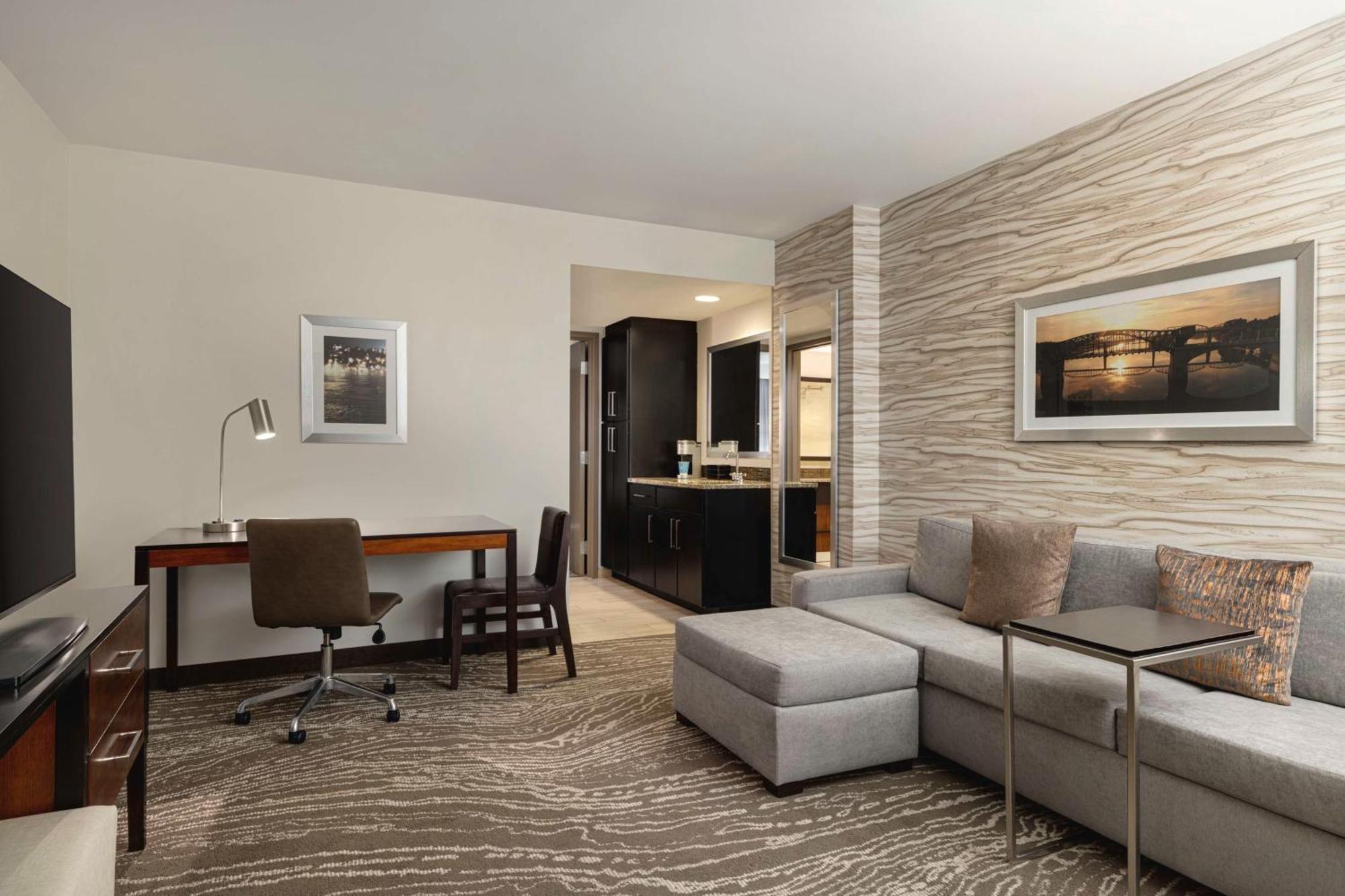Embassy Suites Chattanooga Hamilton Place Екстериор снимка
