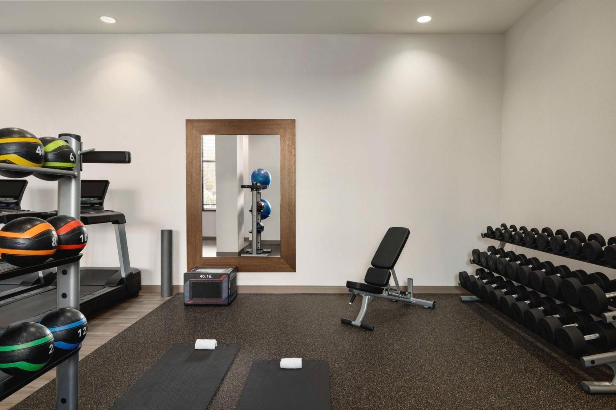 Embassy Suites Chattanooga Hamilton Place Екстериор снимка