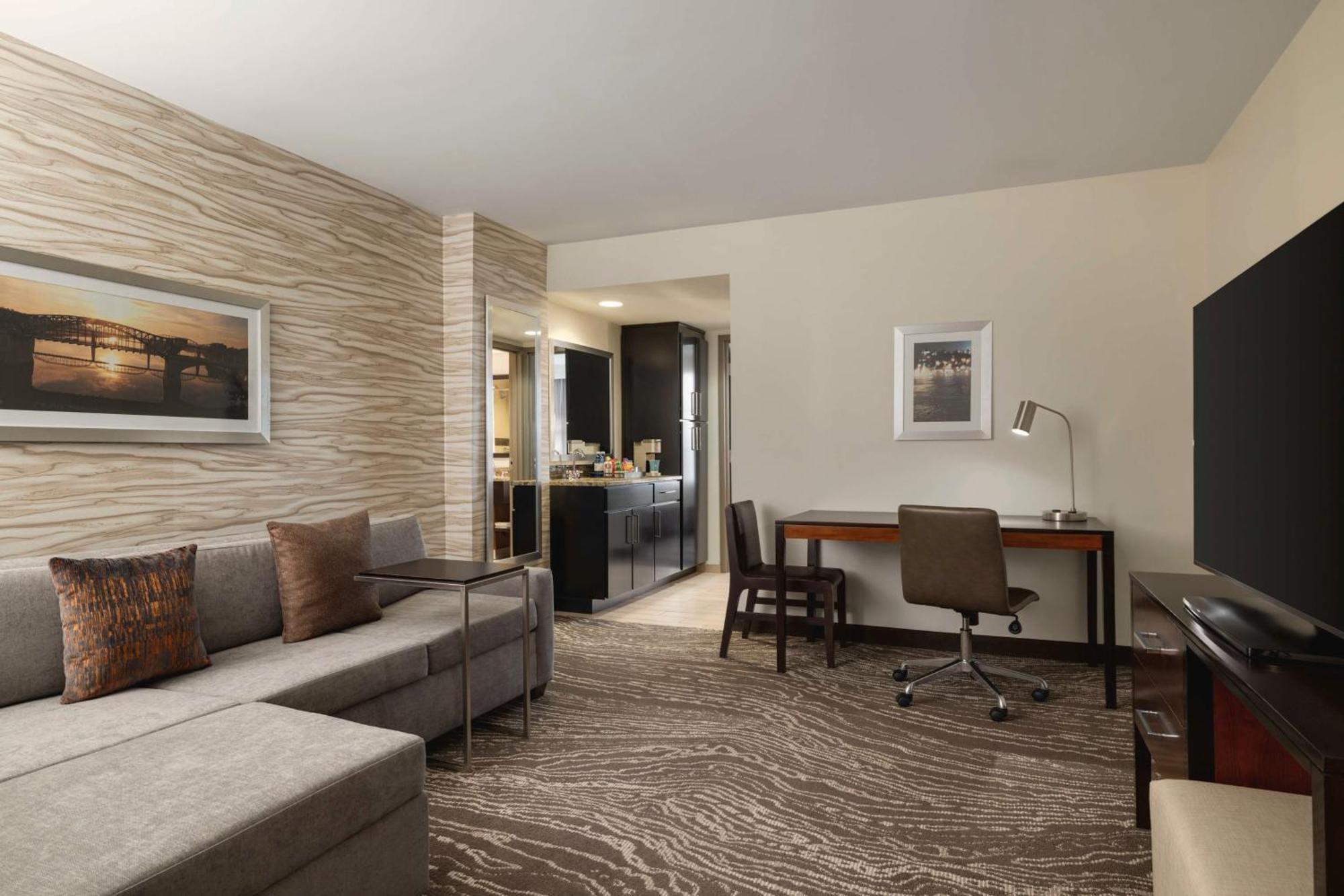 Embassy Suites Chattanooga Hamilton Place Екстериор снимка