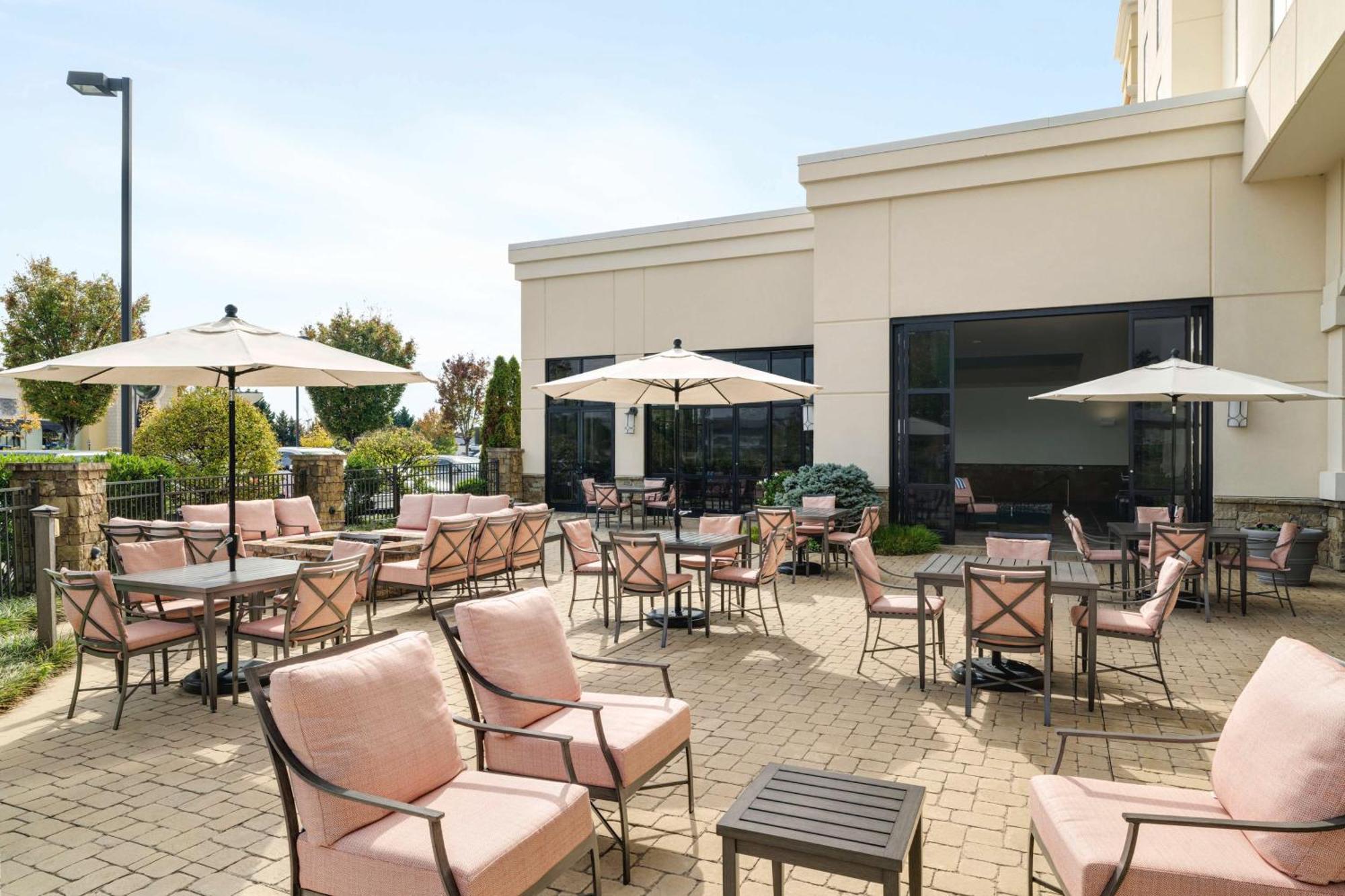 Embassy Suites Chattanooga Hamilton Place Екстериор снимка